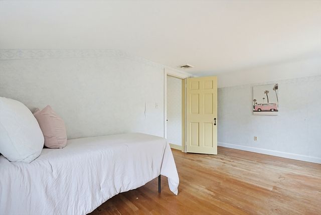 40 Metcalf Road, North Attleboro, MA 02760