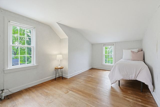 40 Metcalf Road, North Attleboro, MA 02760