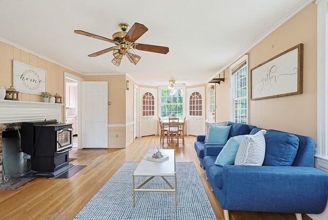 40 Metcalf Road, North Attleboro, MA 02760
