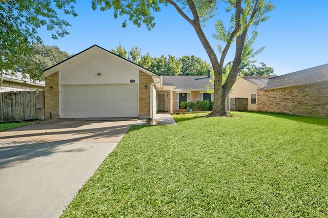 6811 Blue Ridge Drive, Richmond, TX 77469