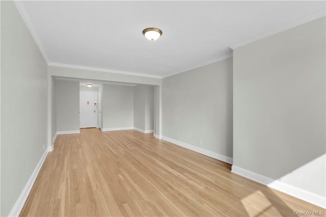 700 Scarsdale Avenue 3T, Scarsdale, NY 10583