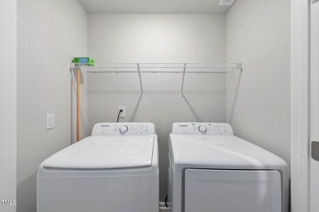 1375 Herb Garden Way, Apex, NC 27502