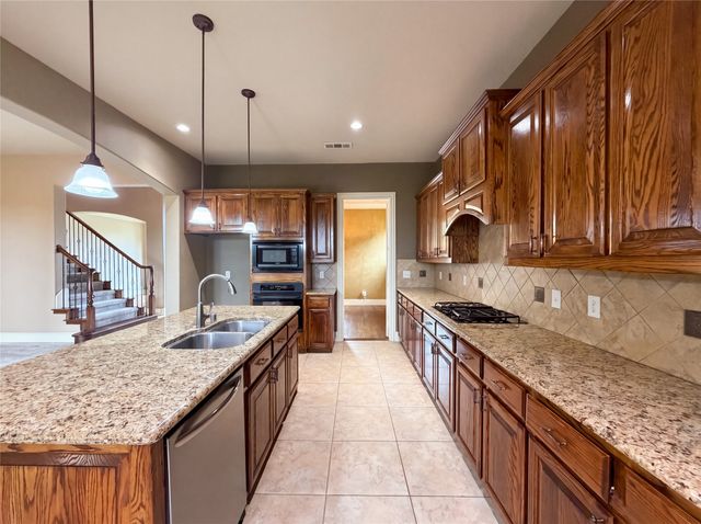 928 Homestead Drive, Keller, TX 76248