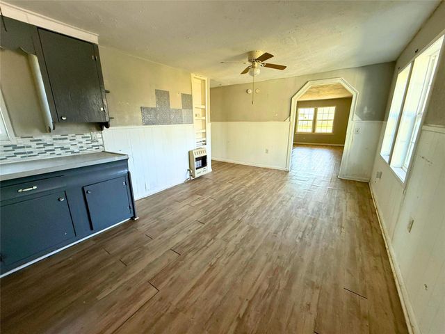 2308 32nd Avenue N, Texas City, TX 77590