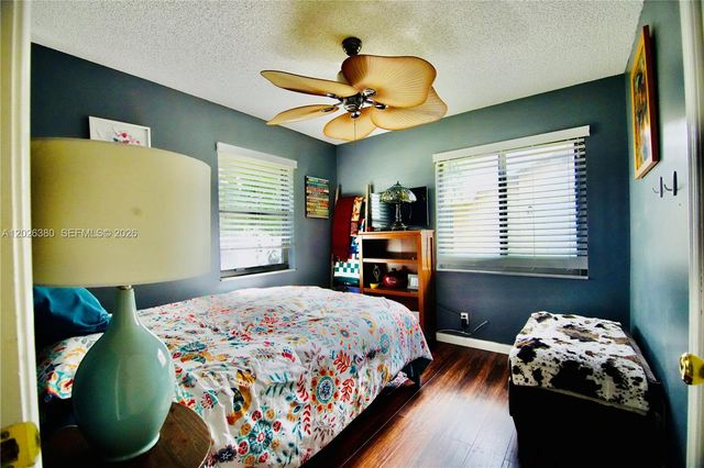 150 SW 127th Ave, Plantation, FL 33325