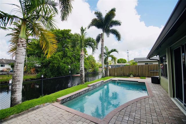 150 SW 127th Ave, Plantation, FL 33325