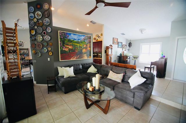 150 SW 127th Ave, Plantation, FL 33325