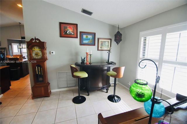 150 SW 127th Ave, Plantation, FL 33325