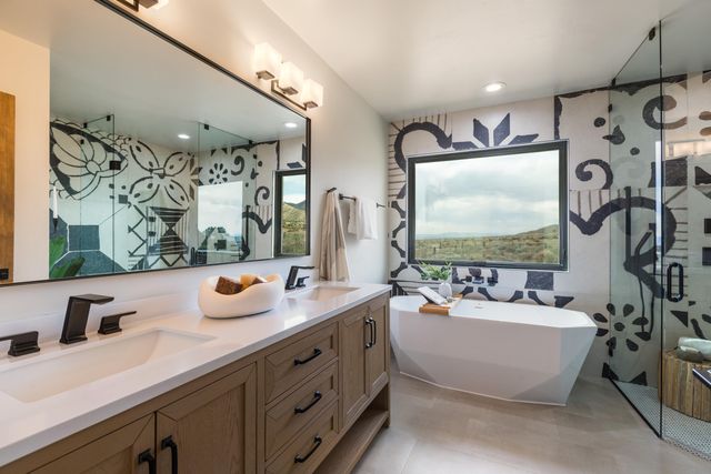 12055 Elena Drive NE, Albuquerque, NM 87122