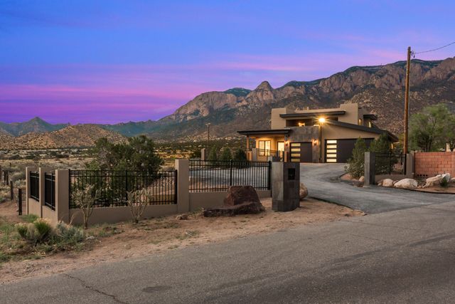 12055 Elena Drive NE, Albuquerque, NM 87122