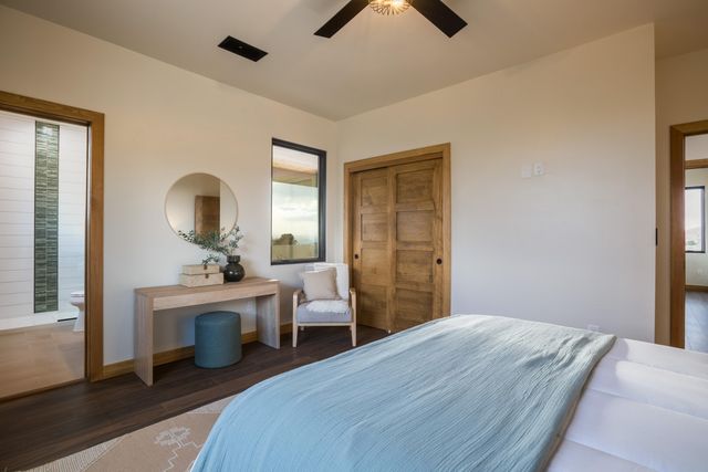 12055 Elena Drive NE, Albuquerque, NM 87122