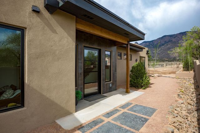 12055 Elena Drive NE, Albuquerque, NM 87122