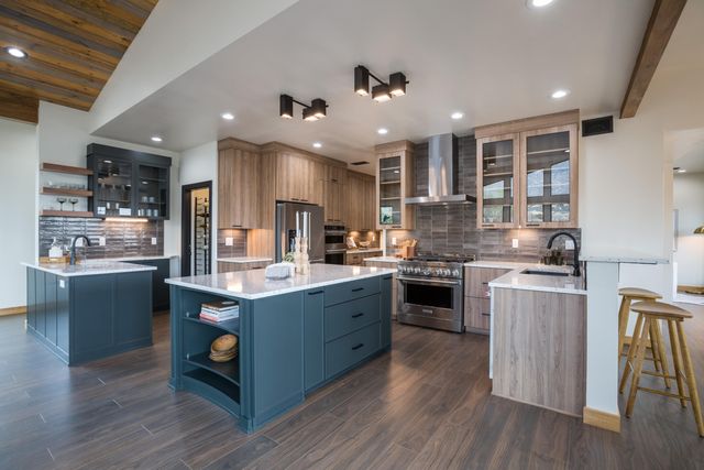 12055 Elena Drive NE, Albuquerque, NM 87122