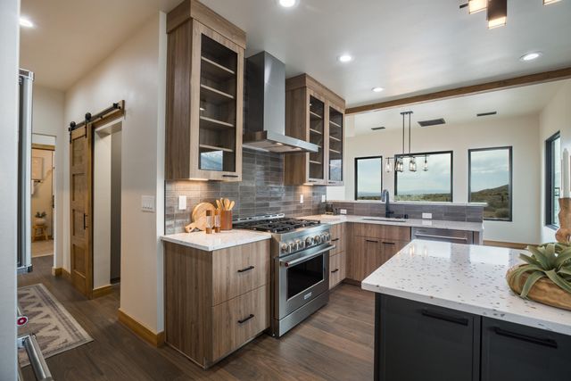 12055 Elena Drive NE, Albuquerque, NM 87122