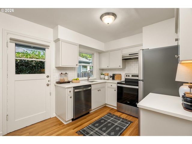 1435 Ne MASON St, Portland, OR 97211