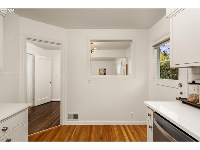 1435 Ne MASON St, Portland, OR 97211