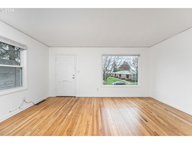 1435 Ne MASON St, Portland, OR 97211