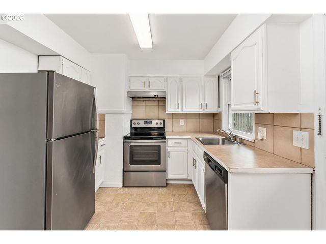 1435 Ne MASON St, Portland, OR 97211