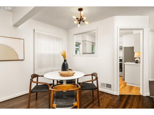 1435 Ne MASON St, Portland, OR 97211