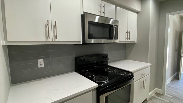 1202 N O'Connor Road, Irving, TX 75061