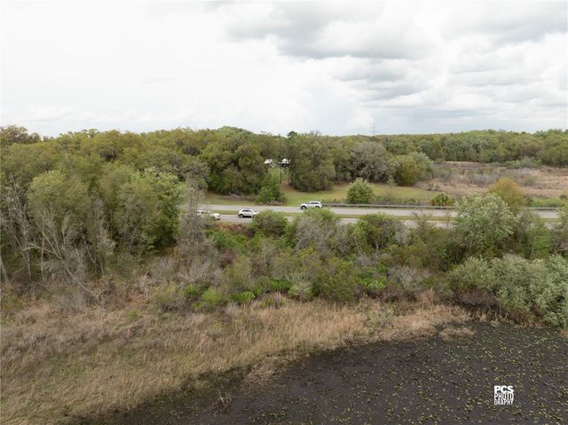 8769 E COUNTY ROAD 466, Lady Lake, FL 32162