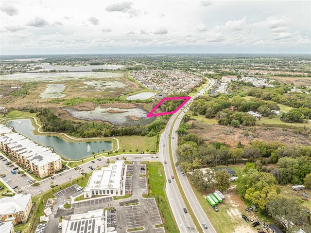 8769 E COUNTY ROAD 466, Lady Lake, FL 32162