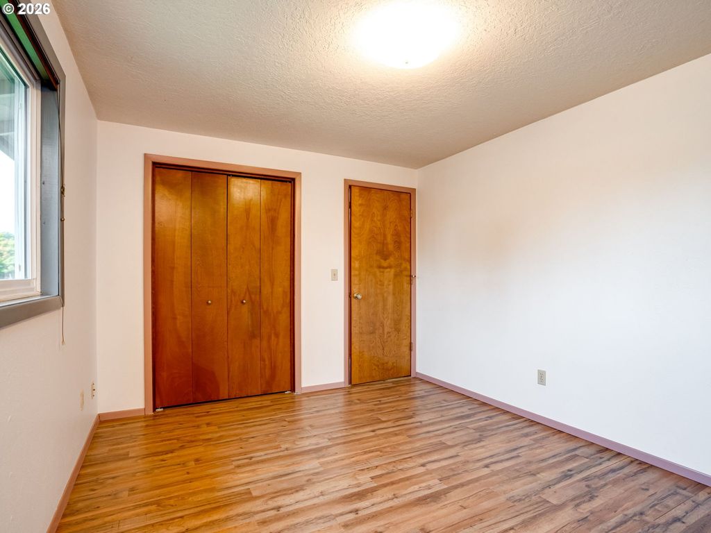 Image 19 of property listing at 1635 Se QUEENBOROUGH Ct, Mc Minnville, OR 97128