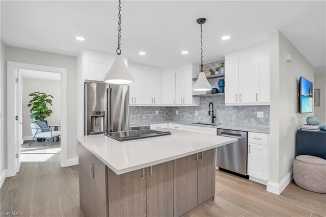23 Palmview BLVD, Fort Myers Beach, FL 33931