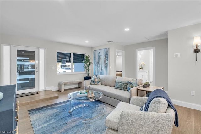23 Palmview BLVD, Fort Myers Beach, FL 33931