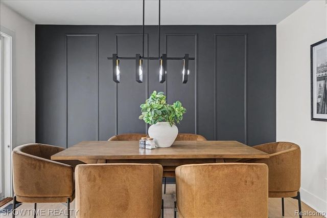 5688 Tequesta Court, West Bloomfield, MI 48323