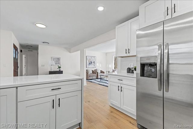 5688 Tequesta Court, West Bloomfield, MI 48323