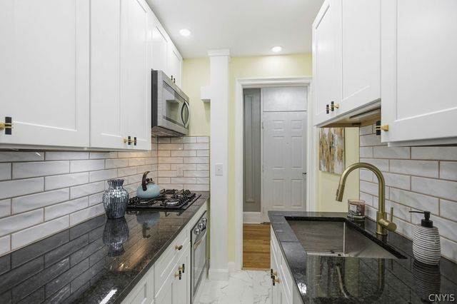 377 West Onondaga Street 206, Syracuse, NY 13202