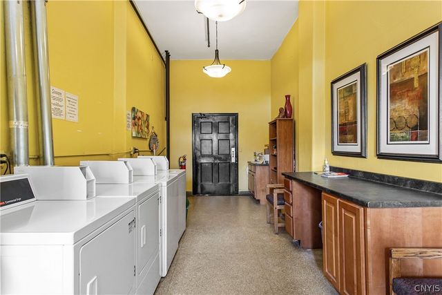 377 West Onondaga Street 206, Syracuse, NY 13202