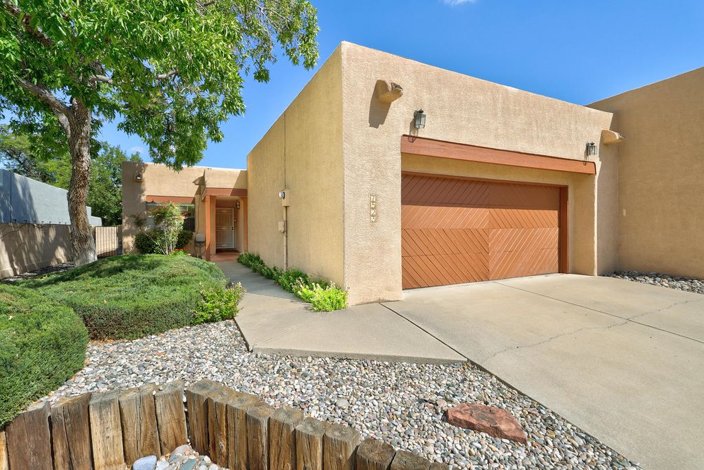 7523 NORTHRIDGE Avenue NE, Albuquerque, NM 87109