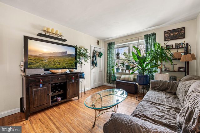 828 DERWYN RD, Drexel Hill, PA 19026