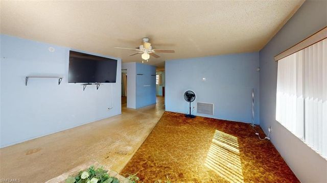 3501 White BLVD, Naples, FL 34117