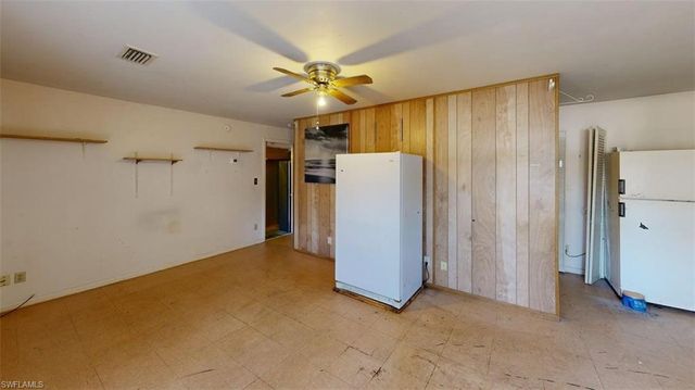 3501 White BLVD, Naples, FL 34117