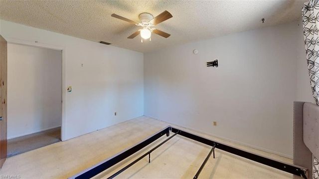 3501 White BLVD, Naples, FL 34117