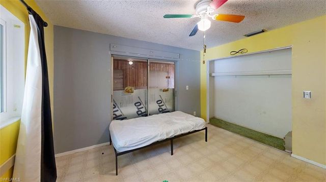 3501 White BLVD, Naples, FL 34117