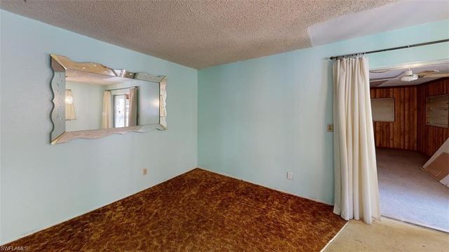 3501 White BLVD, Naples, FL 34117