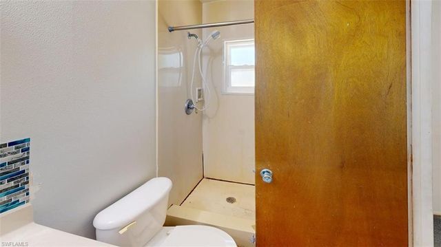 3501 White BLVD, Naples, FL 34117