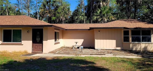 3501 White BLVD, Naples, FL 34117