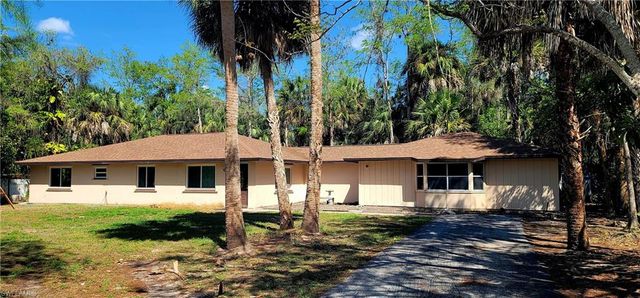 3501 White BLVD, Naples, FL 34117