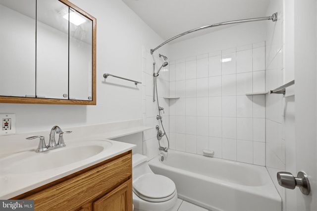 11501 BRANDY HALL LN, Gaithersburg, MD 20878