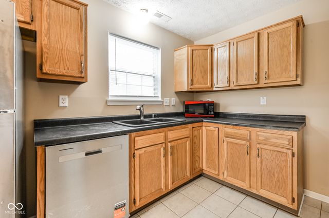 12997 Wingstem Court, Fishers, IN 46038