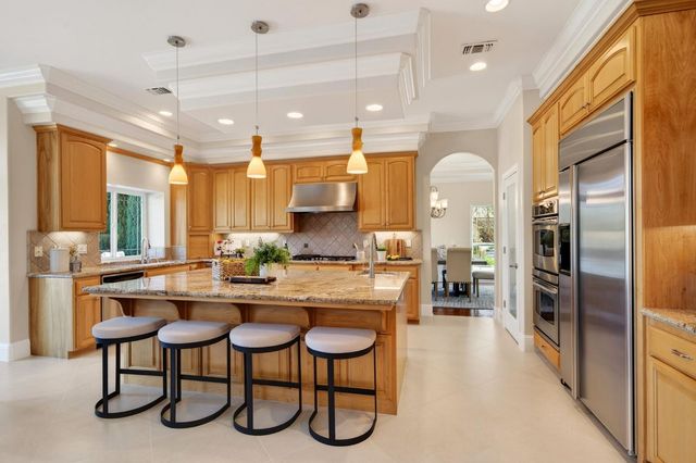 1501 Chalupa Pl, Davis, CA 95618