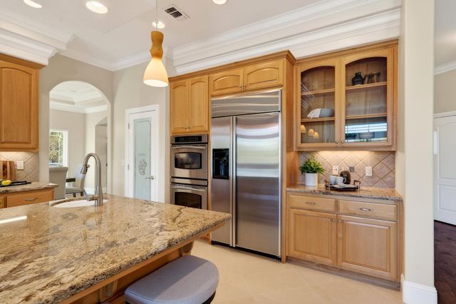 1501 Chalupa Pl, Davis, CA 95618