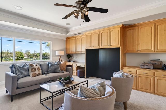 1501 Chalupa Pl, Davis, CA 95618