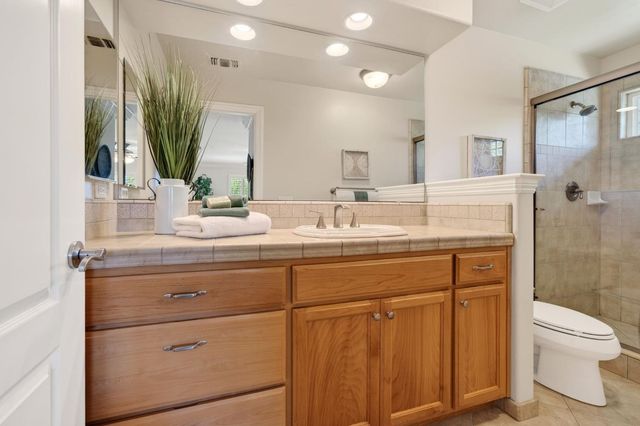 1501 Chalupa Pl, Davis, CA 95618