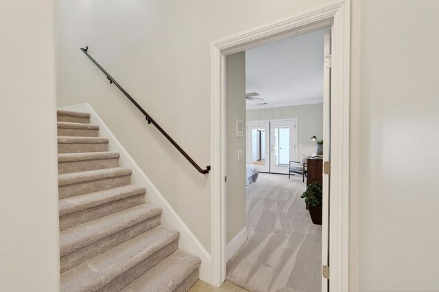 1501 Chalupa Pl, Davis, CA 95618